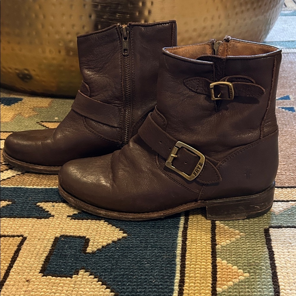 Frye Vicky Ankle Leather Ankle Boots Sz 7